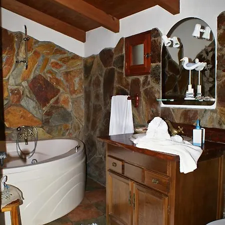 Casa Rojo Ла-Гуанча