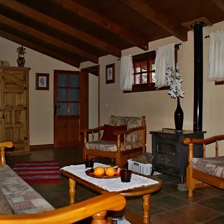 Casa Rojo *